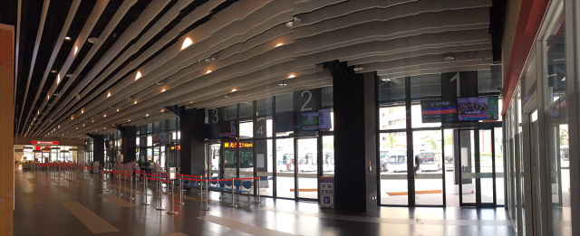 國光客運站內電視-高雄站